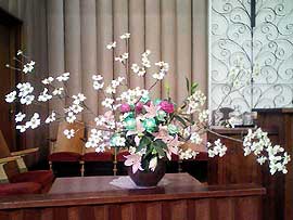 講壇の生け花